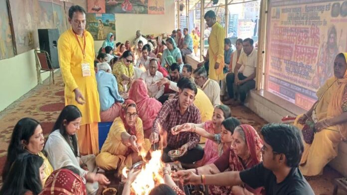 Positive Thinking and Global Peace Are Possible Only Through the Chanting of the Gayatri Mahamantra: Patidar