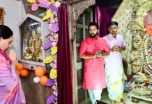 हनुमान जन्मोत्सव पर दीया कुमारी ने पश्चिम मुखी हनुमान मंदिर में किए दर्शन On the occasion of Hanuman Janmotsav, Diya Kumari offered prayers at the West-facing Hanuman Temple.