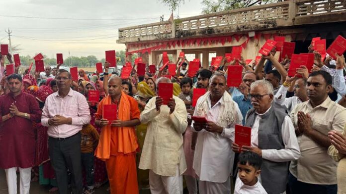 The Hanuman Chalisa, along with its meaning, will resonate in every home. The Hanuman Chalisa, along with its meaning, will resonate in every home.