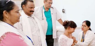 एचपीवी टीकाकरण विशेष अभियान में 14-15 वर्ष की बालिकाओं को लगाए टीके Girls aged 14–15 were administered vaccines during the special HPV vaccination drive.