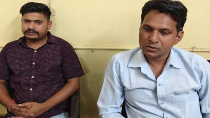 Support Staff Member and Middleman Caught Accepting ₹50,000
