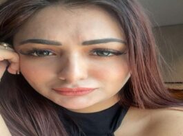 कौन है खुशी मुखर्जी का सीक्रेट फैन!