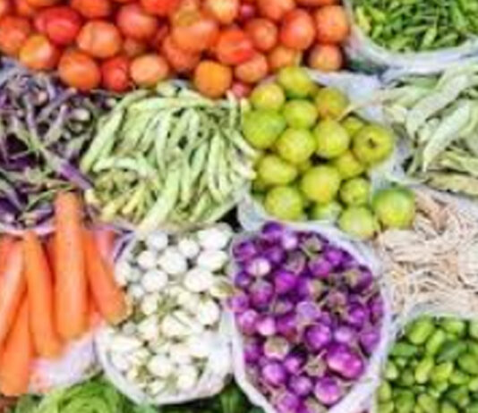 मुहाना मंडी में भिंडी सस्ती,नींबू अब भी महंगा: आलू-प्याज के भाव स्थिर