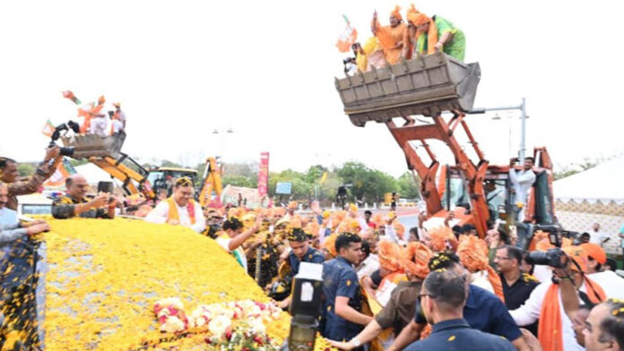 Nitin Naveen accorded a royal welcome in Jaipur.