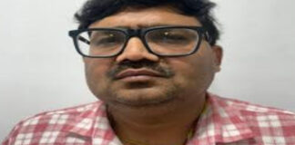 पेट्रोलियम पाइपलाइन से करोड़ों का तेल चुराने वाले गिरोह का खरीददार गिरफ्तार Buyer for Gang Stealing Millions' Worth of Oil from Petroleum Pipeline Arrested