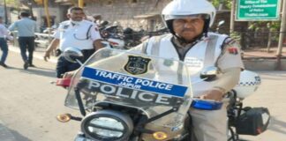 ट्रैफिक पुलिस के बेड़े में शामिल हुईं 20 अत्याधुनिक मोटरसाइकिलें 20 State-of-the-Art Motorcycles Join Traffic Police Fleet