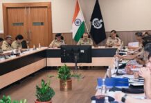 पुलिस मुख्यालय में रेंज समीक्षा बैठक में डीजीपी ने अपराधों पर प्रभावी नियंत्रण, तकनीकी नवाचार और जनसुनवाई पर दिए निर्देश DGP Emphasizes Effective Control Over Crimes During Range Review Meeting at Police Headquarters