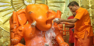 पुष्य नक्षत्र पर प्रथम पूज्य गणेश जी महाराज का वेद मंत्रोच्चार के साथ हुआ अभिषेक