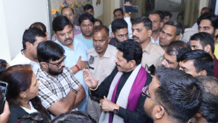 MLA Sharma Warns of Action Against Private Schools Closing Mid-Session MLA Sharma Warns of Action Against Private Schools Closing Mid-Session