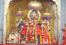 अक्षय तृतीया पर्व से वैष्णव मंदिरों में ठाकुर जी की दिनचर्या में परिवर्तन Changes in the Daily Routine of Thakur Ji in Vaishnava Temples Commencing from the Festival of Akshaya Tritiya