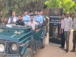 जयपुर टाइगर फेस्टिवल की एक नई पहल: सरकारी विद्यालयों के बच्चों को कराया झालाना लेपर्ड सफारी का निशुल्क भ्रमण Children from government schools were taken on a free tour of the Jhalana Leopard Safari.