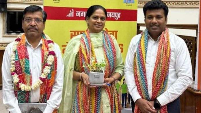 Sanitation Workers Who Performed Outstandingly in the 2026 Sanitation Service Marathon Honored