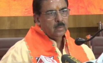 महिला आरक्षण के खिलाफ राजस्थान भाजपा ने सड़कों पर उतरकर किए प्रदर्शन की राष्ट्रीय अध्यक्ष ने की प्रशंसा : डॉ अरूण चतुर्वेदी National President Praises Rajasthan BJP for Taking to the Streets to Protest Against Women's Reservation: Dr. Arun Chaturvedi