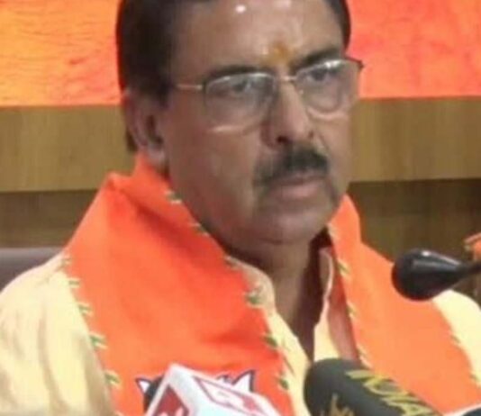 महिला आरक्षण के खिलाफ राजस्थान भाजपा ने सड़कों पर उतरकर किए प्रदर्शन की राष्ट्रीय अध्यक्ष ने की प्रशंसा : डॉ अरूण चतुर्वेदी National President Praises Rajasthan BJP for Taking to the Streets to Protest Against Women's Reservation: Dr. Arun Chaturvedi