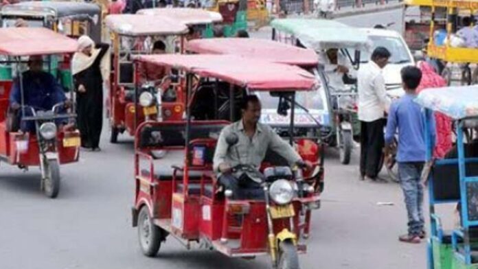 E-rickshaw operations curbed in Jaipur