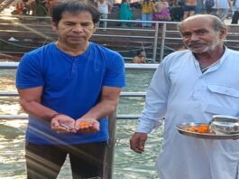 समाजसेवी तम्बोलिया ने किया गरीब-असहाय एवं लावारिस मृतकों की अस्थियों का विधि-विधान से हरिद्वार में विसर्जन Social worker Tamboliya