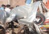 तेज रफ्तार क्रूजर ट्रक में घुसी: तीन श्रद्धालुओं की मौत Speeding Cruiser Crashes into Truck: Three Pilgrims Dead