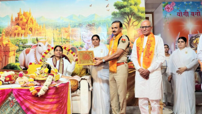 Actress Ritu Shivpuri also had a spiritual experience.