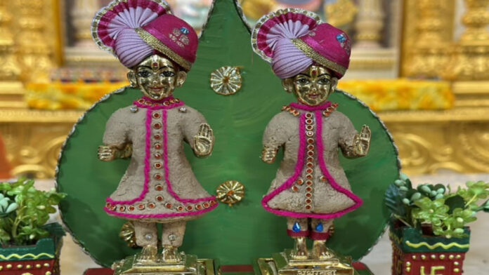 The Swaminarayan Akshardham Temple, Fragrant with Sandalwood The Swaminarayan Akshardham Temple, Fragrant with Sandalwood