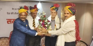 एपेक्स हॉस्पिटल ने किया पूर्व सैनिकों का सम्मान