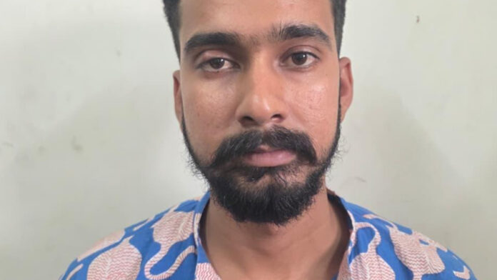 Accused, absconding for three years in a case of kidnapping and assault, arrested.