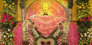 सजा बाबा श्याम का भव्य दरबार: भजनों पर झूमे श्रद्धालु