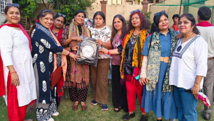 Being Sindhi Foundation distributed free school bags to 800 students.