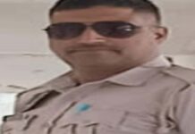 बाइक अनियंत्रित होकर डिवाइडर और बिजली के पोल से टकराने से कांस्टेबल की मौत