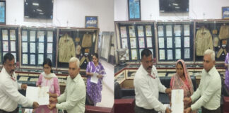 डाक जीवन बीमा से मिला परिवार को संबल: जयपुर में 33 लाख रुपए का मृत्यु दावा भुगतान