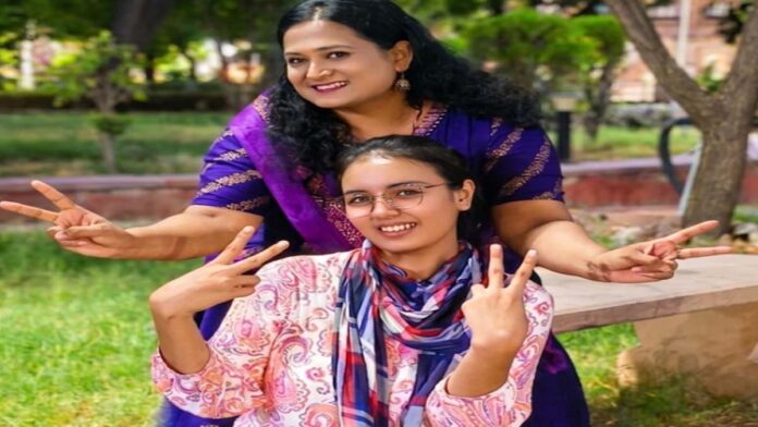 ‘Child Bride’ Married at 9 Finds Freedom