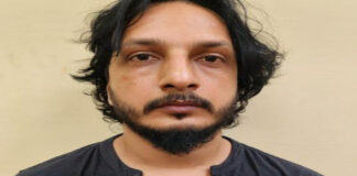 हनीट्रैप गैंग का पर्दाफाश: कारोबारी को अश्लील वीडियो से ब्लैकमेल करने वाला आरोपी दिल्ली से गिरफ्तार Accused who blackmailed businessman with obscene video arrested in Delhi.