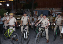 पर्यावरण संरक्षण के लिए जयपुर पुलिस की अनूठी पहल, साइकिल से किया रात्रि गश्त