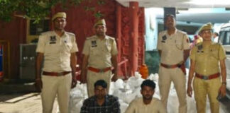ऑनलाइन कंपनी के पार्सल लूटने वाली गैंग का पर्दाफाश Gang Robbing Online Company Parcels Busted