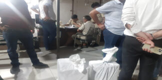 लोटस ब्रांड के नाम पर बेच रहे थे नकली घी They were selling counterfeit ghee under the Lotus brand name.