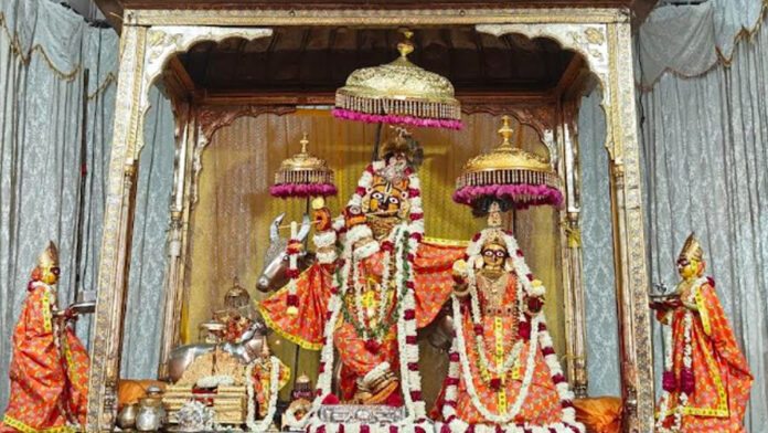 Continuous Recitation of the Ramcharitmanas on 1,008 Seats at the Satsang Bhavan of the Govind Devji Temple