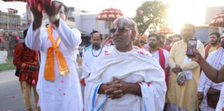 श्री गोवर्धननाथ जी मंदिर में भागवत कथा का शुभारंभ Commencement of the Bhagavat Katha at Shri Govardhannath Ji Temple
