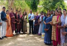 गोनेर में जीव दया का संदेश: पक्षियों के लिए लगाए परिंडे और फीडर, पर्यावरण संरक्षण का लिया संकल्प A Message of Compassion in Goner: Water Pots and Feeders Installed for Birds; Pledge Taken for Environmental Conservation.