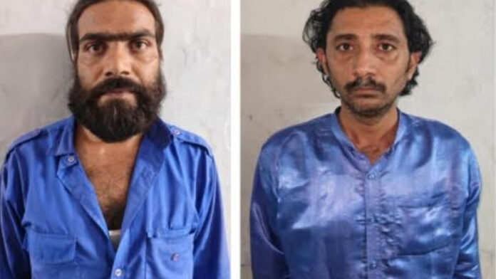 Two Smugglers Arrested with 255 Grams of Charas Two Smugglers Arrested with 255 Grams of Charas