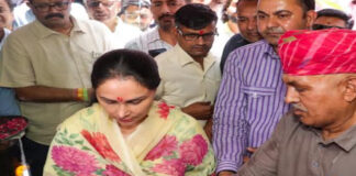 गुलाब जी चाय वाले फैमिली रेस्टोरेंट का भव्य शुभारम्भ Grand Inauguration of Gulab Ji Chai Wale Family Restaurant