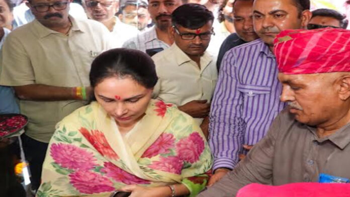 gulab Grand Inauguration of Gulab Ji Chai Wale Family Restaurant
