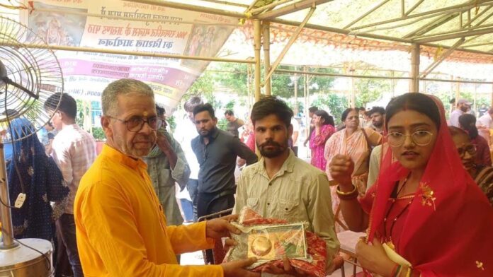 gvVedic Mantras Resound at Govind Devji Temple Vedic Mantras Resound at Govind Devji Temple