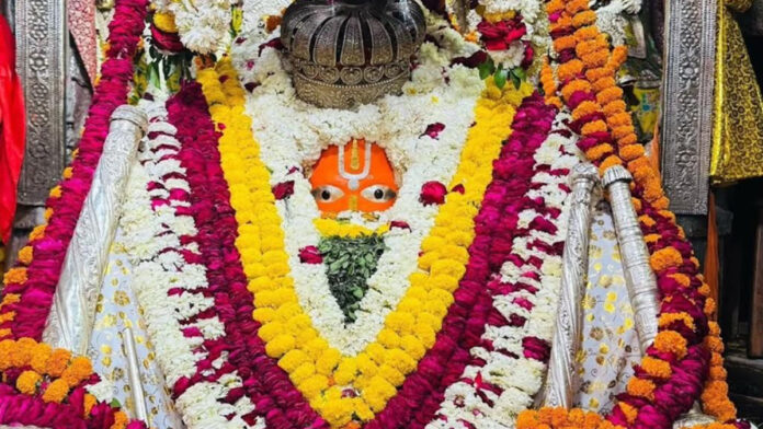Devotion Surges at Hanuman Temples on Bada Mangal Devotion Surges at Hanuman Temples on Bada Mangal