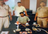 कैफे की आड में चल रहे हुक्का बार पर पुलिस ने मारा छापा Police Raid Hookah Bar Operating Under the Guise of a Cafe