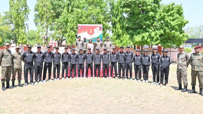 The Army flagged off students setting out to strengthen national integration. The Army flagged off students setting out to strengthen national integration.