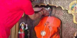 परकोटा गणेश मंदिर में गुरु पुष्य नक्षत्र का महासंयोग, भक्तों को मिलेगी सिद्ध हल्दी-सुपारी The Grand Conjunction of Guru Pushya Nakshatra at the Parkota Ganesh Temple