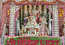 फूल बंगला झांकी में सजे ठाकुरजी: गोविंद धाम में उमड़े श्रद्धालु
