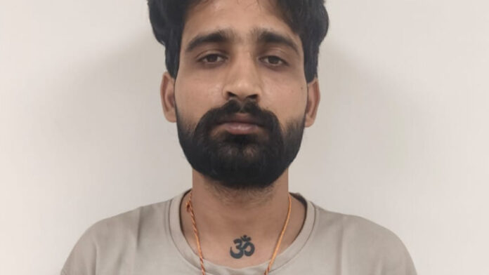 AGTF Apprehends Henchman of Punjab's Notorious Gangster Zeeshan Akhtar AGTF Apprehends Henchman of Punjab's Notorious Gangster Zeeshan Akhtar
