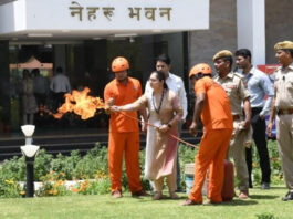 एचसीएम रीपा में एसडीआरएफ का लाइव रेस्क्यू डेमो SDRF Live Rescue Demo at HCM Ripa