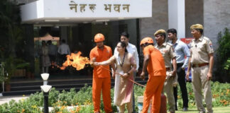 एचसीएम रीपा में एसडीआरएफ का लाइव रेस्क्यू डेमो SDRF Live Rescue Demo at HCM Ripa