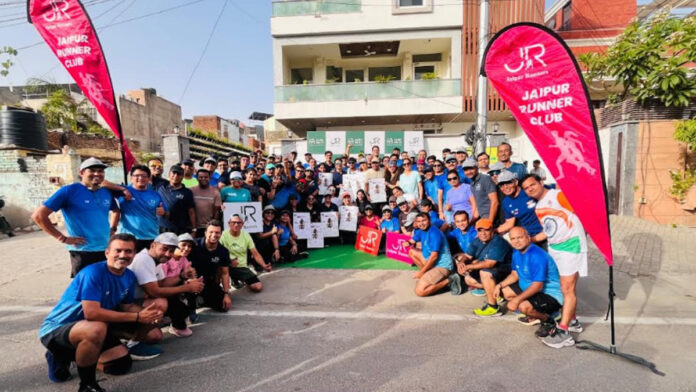 Runners from Jaipur ran alongside ultra-runner Kartik Joshi in the 'Run for Wellness'. Runners from Jaipur ran alongside ultra-runner Kartik Joshi in the 'Run for Wellness'.